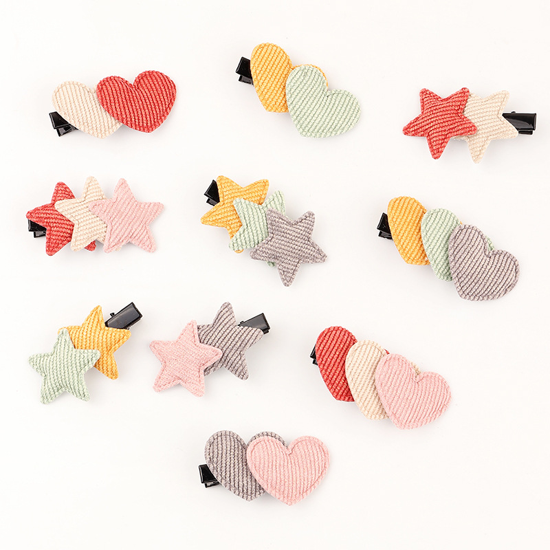Spring And Summer New Girls Knitted Love Hairpin Handmade Cute Five-pointed Star Hairpin Wholesale Nihaojewelry display picture 1