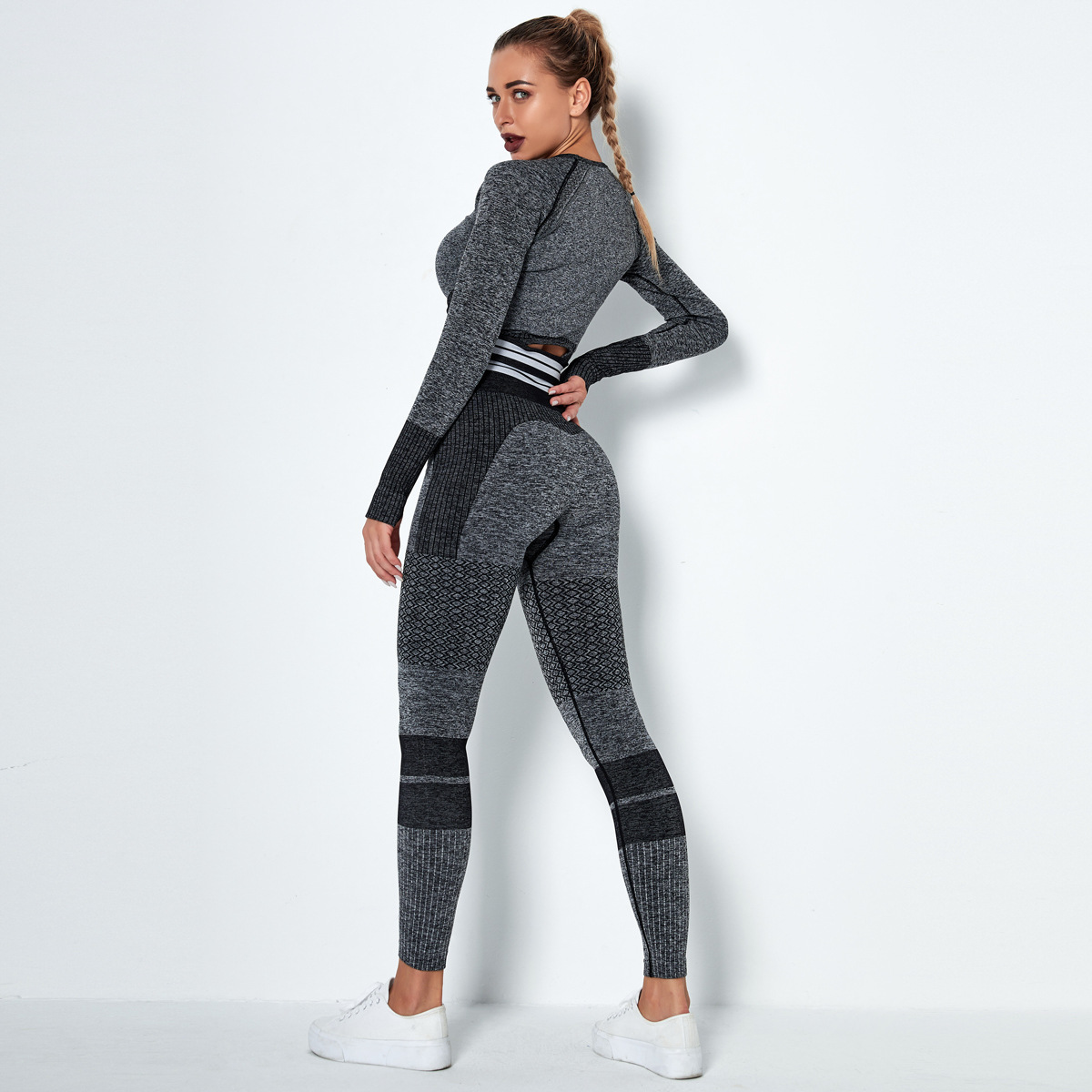 seamless knitted quick-drying long-sleeved striped two- piece fitness suit NSLX8991