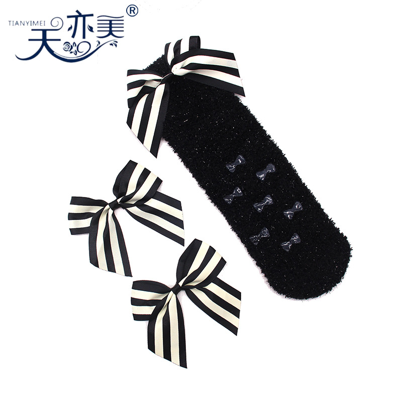 Otoño e invierno calcetines embalaje decorativo arco 4cm hilo rojo cinturón hecho a mano arco accesorios pequeña flor