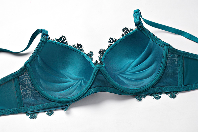 Wind Solid Color Sexy Bra Lace B C Thin Cup Underwear Set_voghion.com