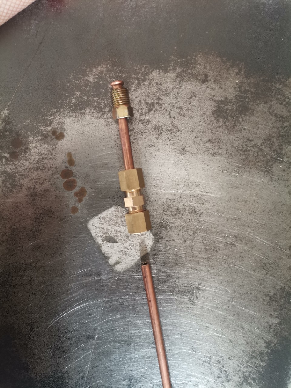 Copper Connector Self-Locking Oil Pipe Joint, Easy to Replace Set, Brake Pipe, Brake Line Connector Brass