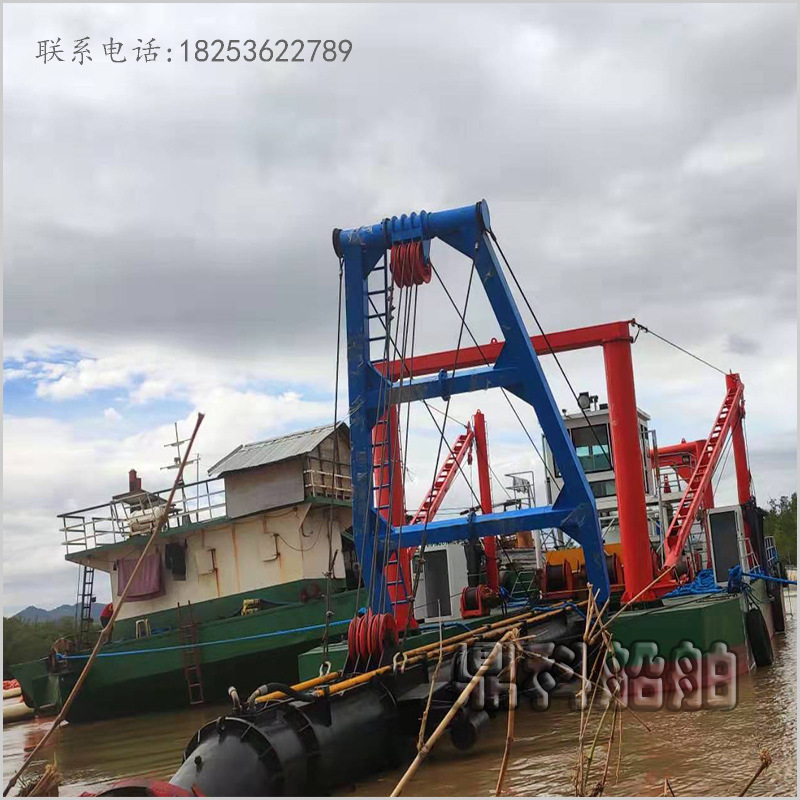 山东挖泥船 绞刀式挖泥船 吸沙船 挖泥船疏浚设备 挖泥船 抽淤船