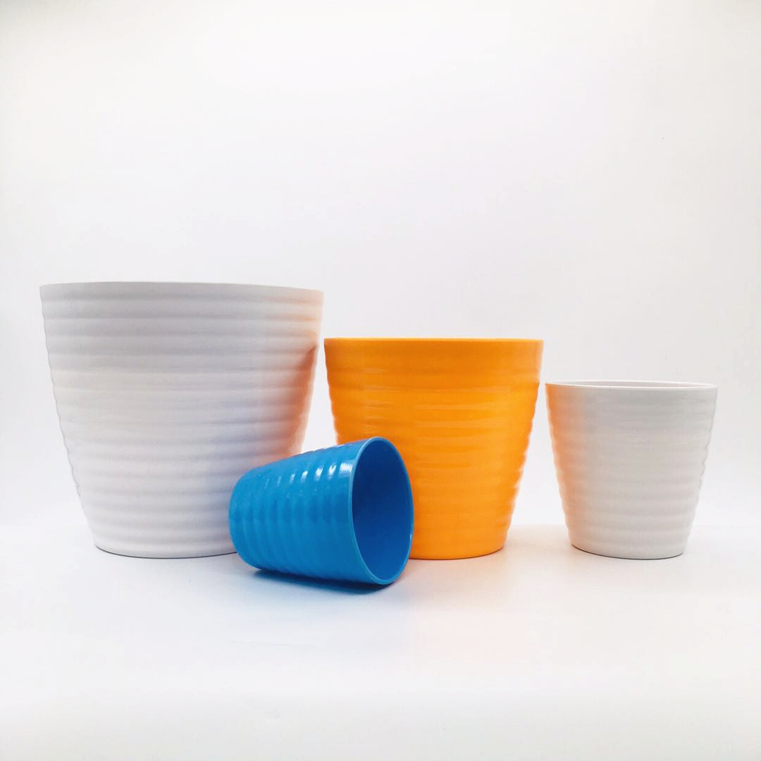 Manufacturers Supply New 4-Size Y35 Series Fine Horizontal Grain Round Plastic Flowerpot Application Scenario