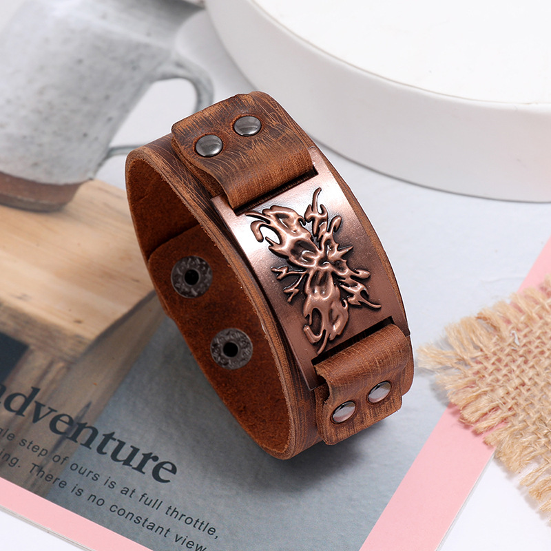 Hersteller Quelle Retro Gewebtes Punk-rindsleder-armband Grenz Überschreitende Hip-hop-accessoires Legierung Schmetterling Herren Breite Leder Ornamente display picture 3