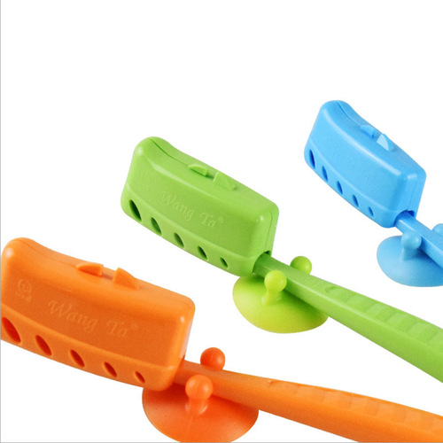 Korean Wangda 688 toothbrush large head soft bristles with suction cup holder toothbrush cover Mr. Bai gold and silver charcoal bristles wholesale