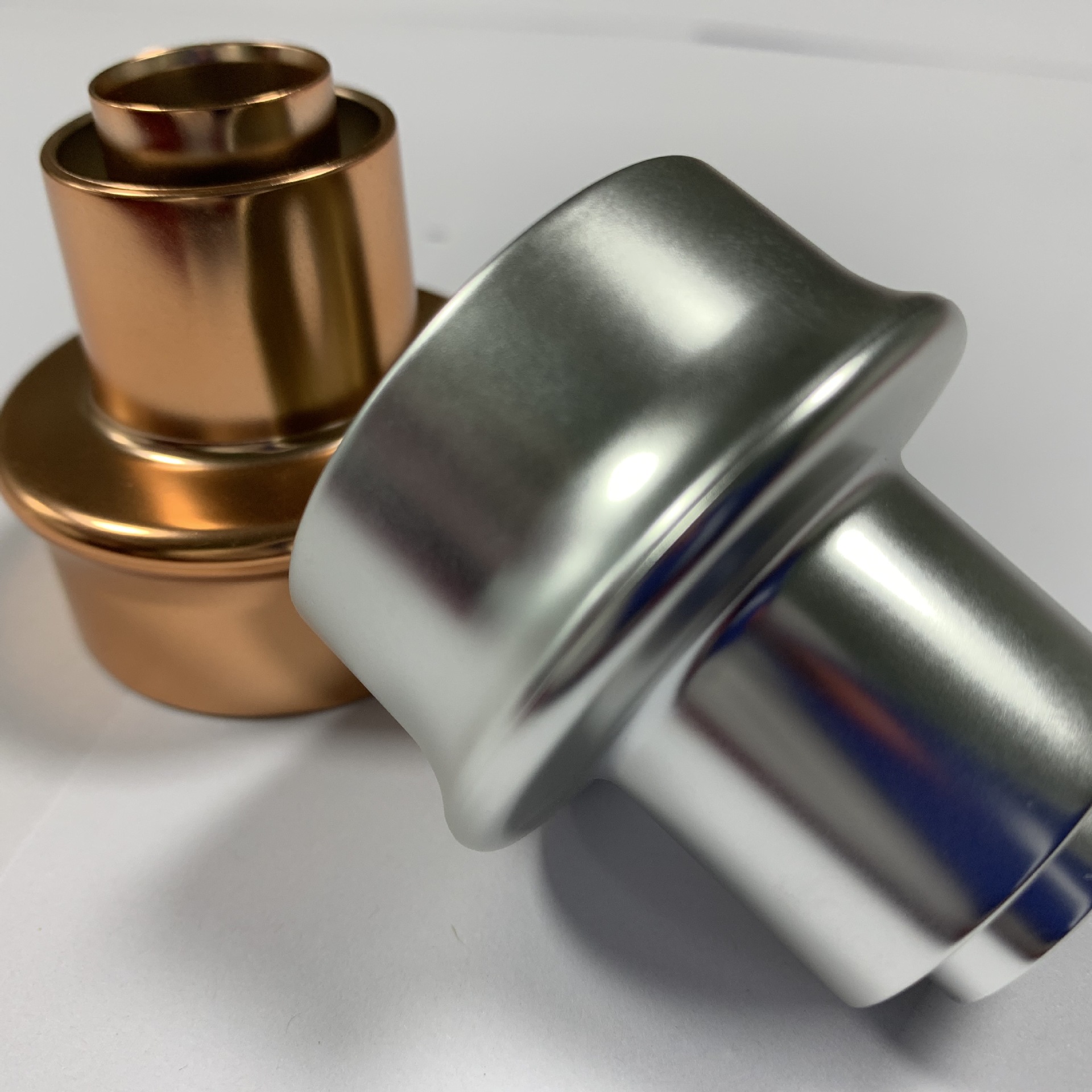 塑胶真空电镀加工真空蒸镀泡镀喷镀塑胶喷油UV照光不导电真空电镀