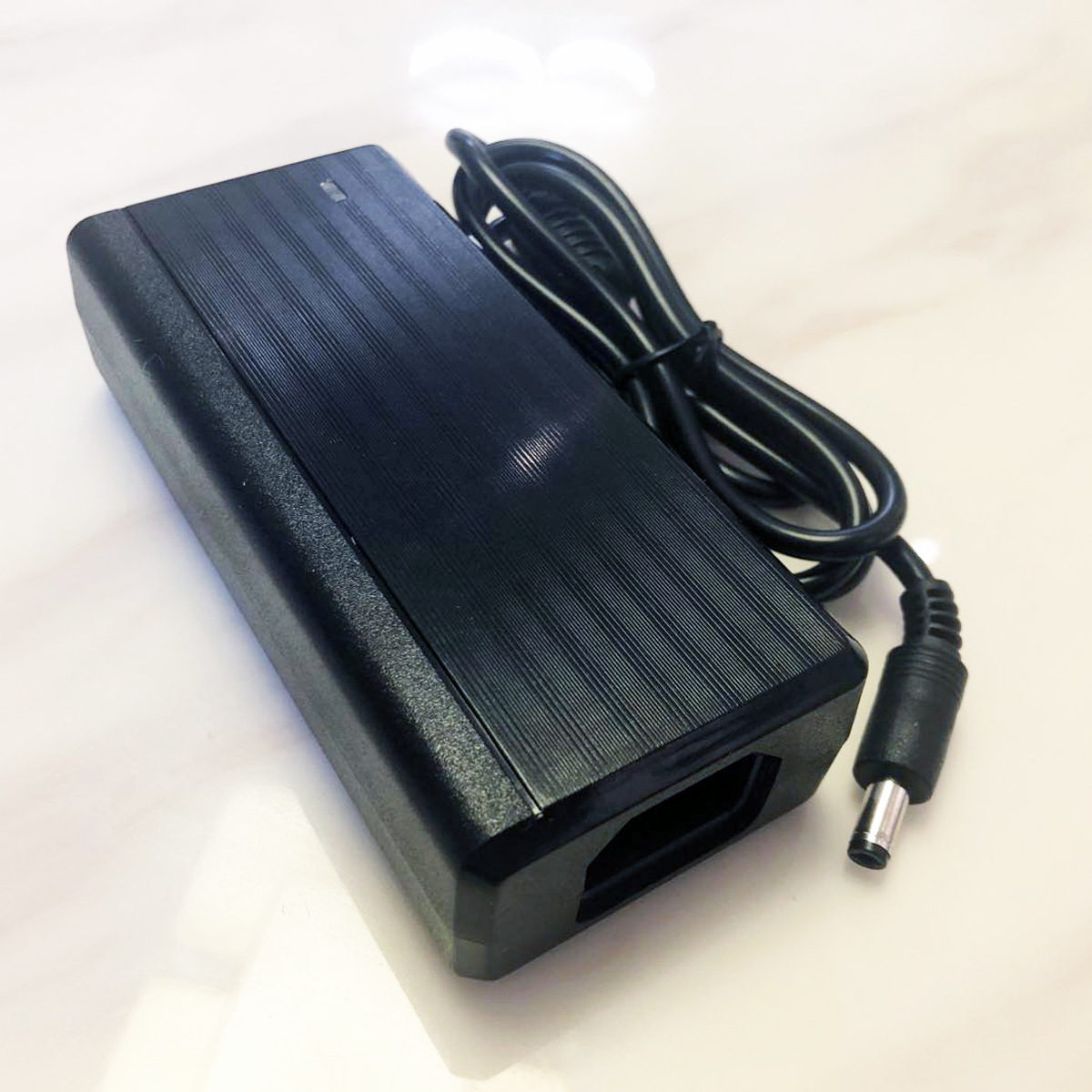 促销60W韩国KC认证KCC电源LED驱动12V5A开关电源ULCE适配器SMPS