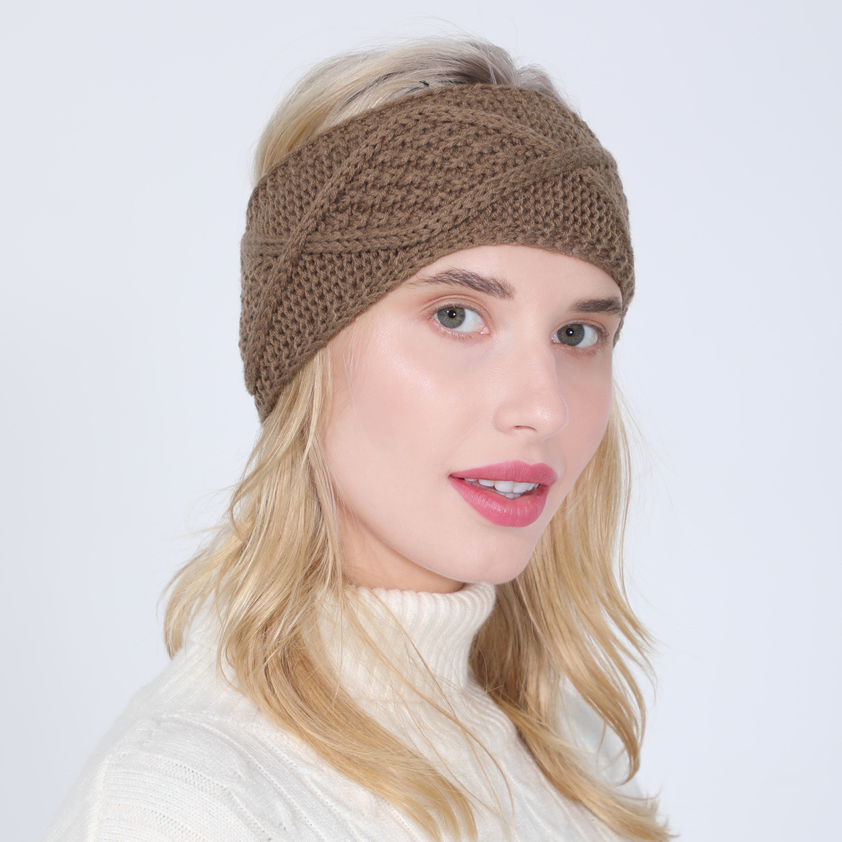 New Autumn and Winter Women's Knitted Face Wash Headcover with Woolen Hairband Aran Diamond High ponytail Hat_voghion.com