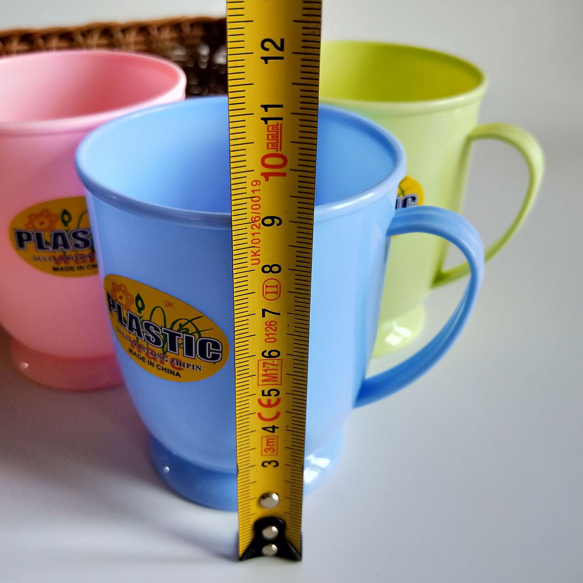 Wanting cup brushing cup small cup plastic cup color tooth cup gift gift goods source
