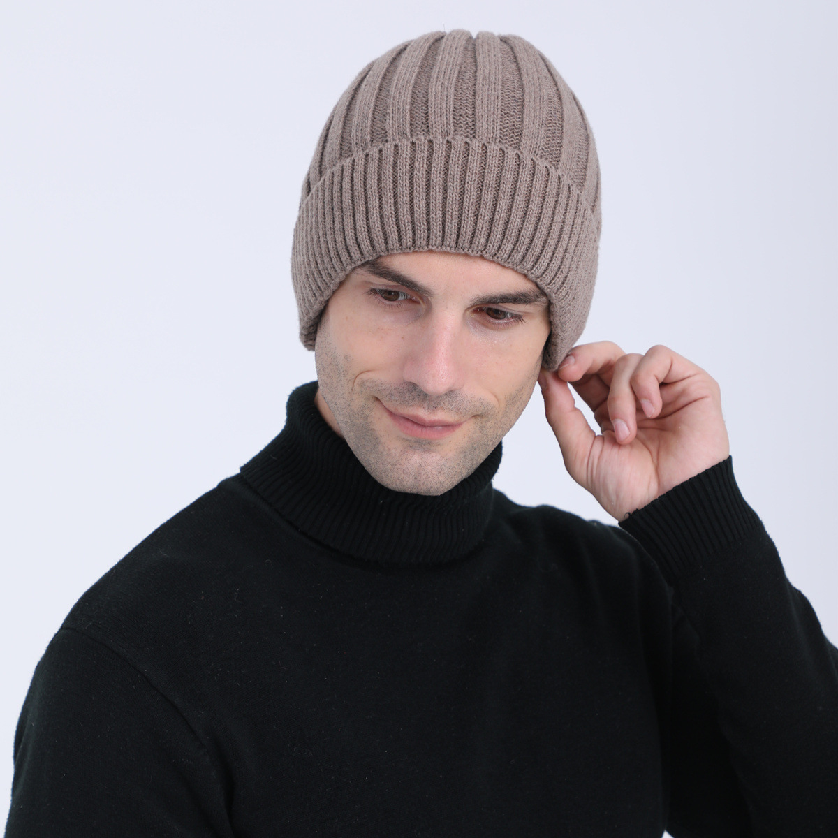 Berretto beanie in maglia di lana per uomo e donna_voghion.com