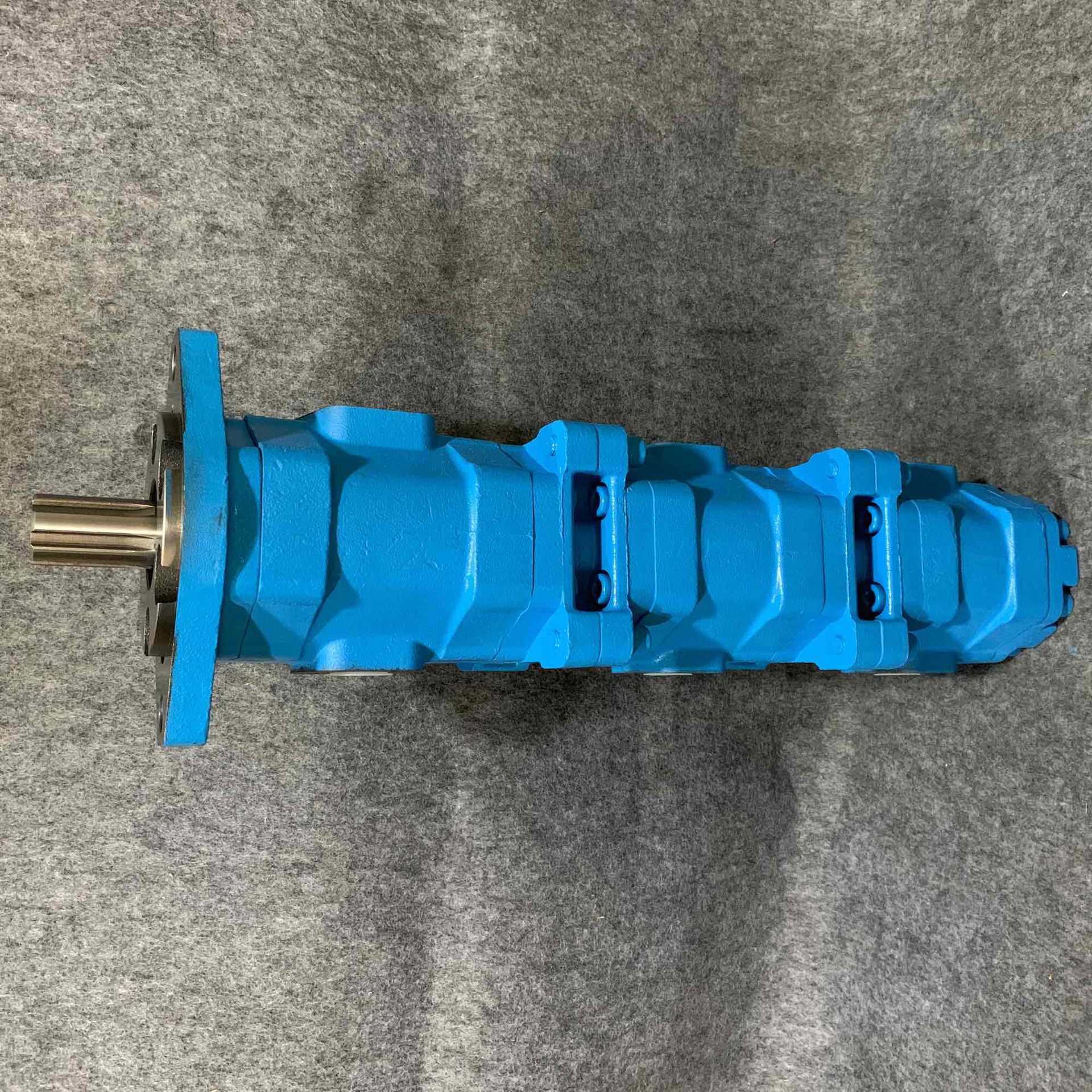 黄海28吨钻机CBY3/3/3三连泵