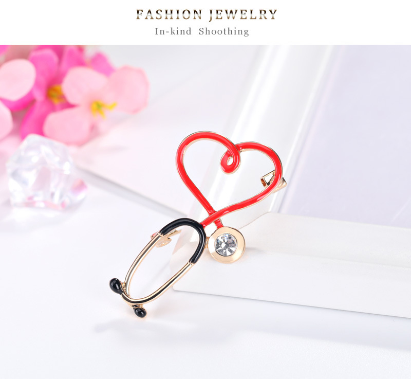 Hot Fashion Temperament Alloy Stethoscope Boys And Girls Brooch Wholesale Nihaojewelry display picture 6