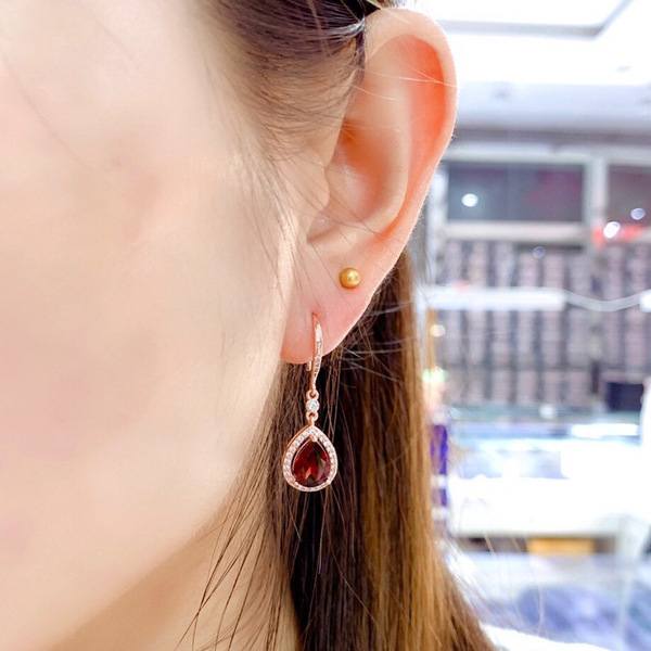 Elegant ruby earrings drop-shaped