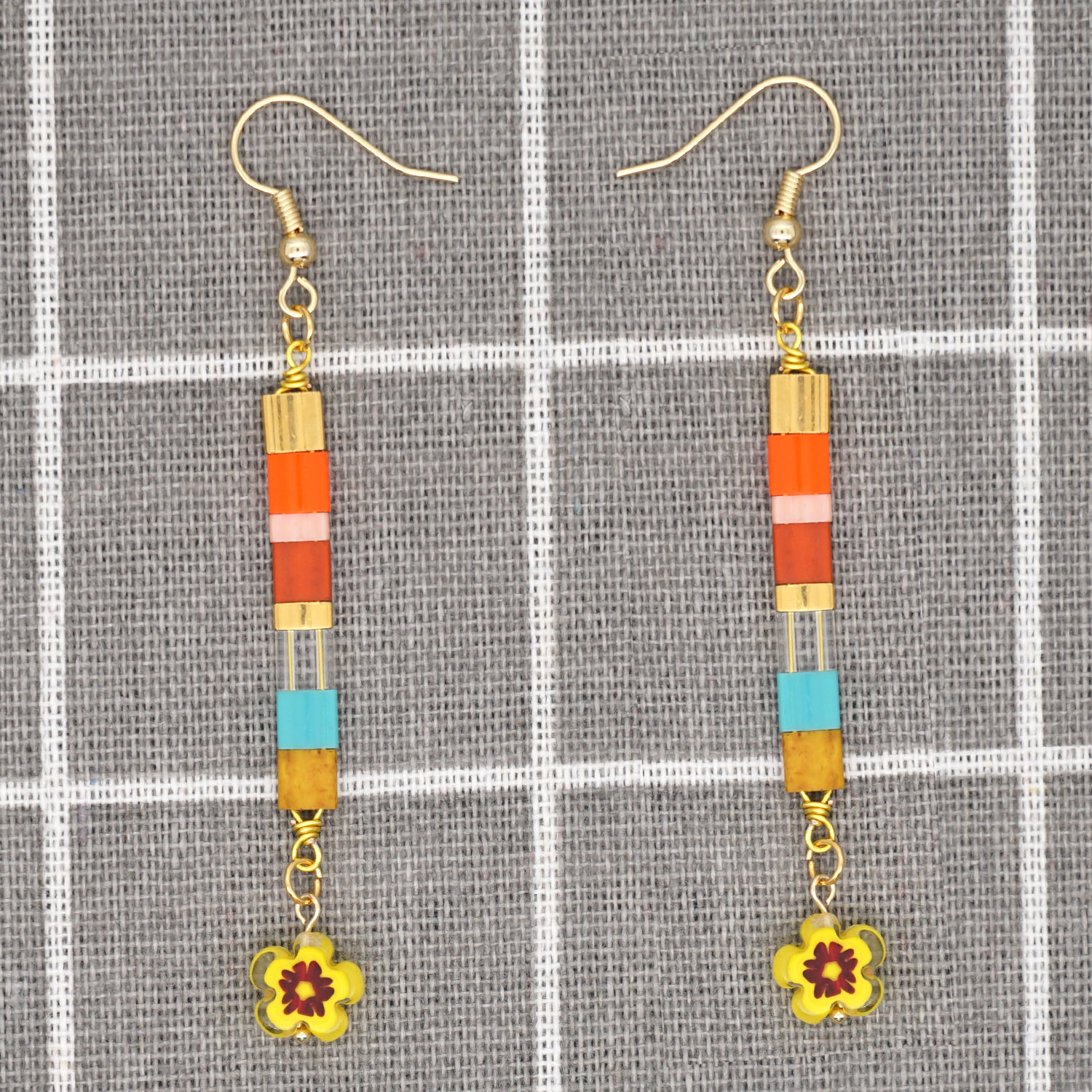 Pendientes De Margaritas Con Cuentas De Color Bohemio display picture 6