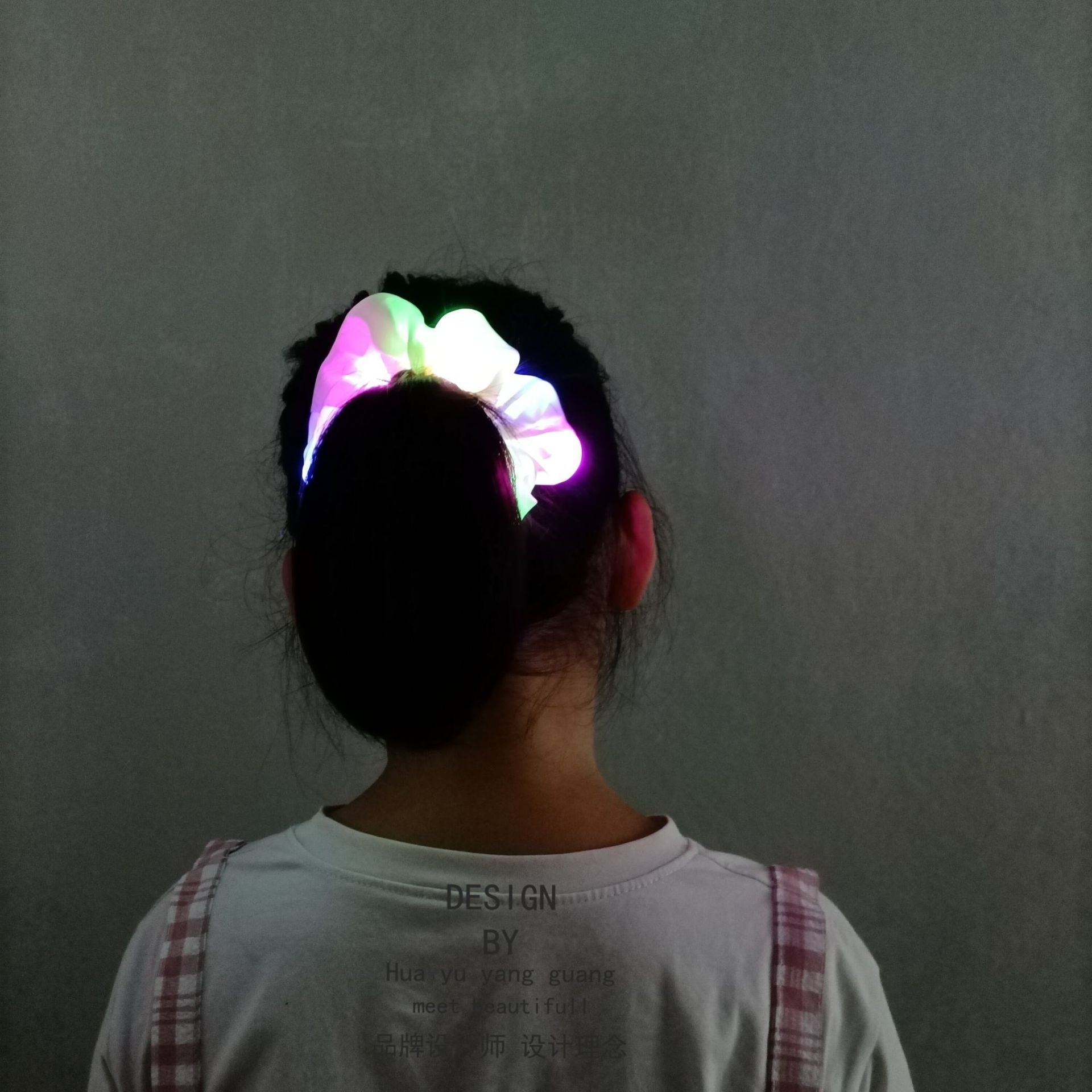 Europa y los Estados Unidos personalizados LED brillante anillo de pelo colorido intestino lluvia flores sol marca muestra personalizada brillante cabello cuerda de pelo