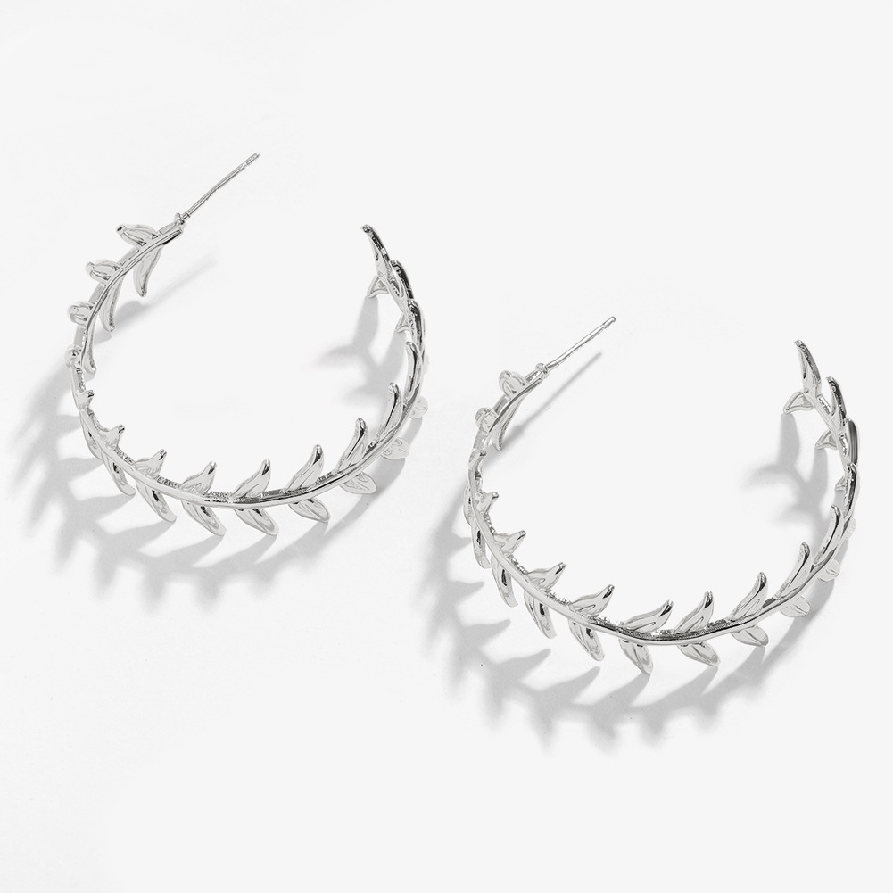 Einfacher Stil C-form Überzug Legierung Künstliche Edelsteine Ohrringe display picture 8
