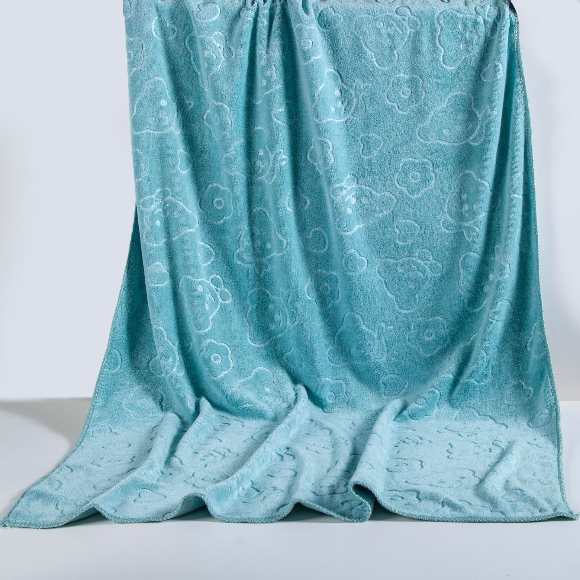 超细纤维压花浴巾毛巾