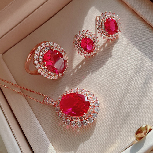 Vivienne Tam Jewelry Imitation pigeon blood red sapphire 18K rose gold large pigeon egg 8*10 ruby ring