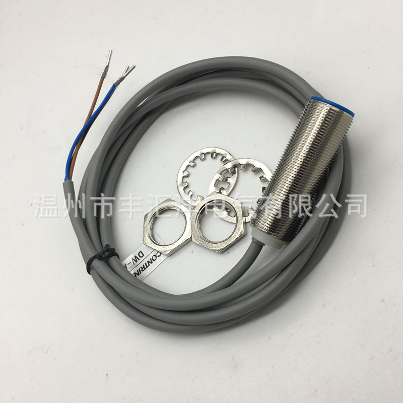 M30接近开关电感式传感器二线220V DW-AD-61112 13 14-M30-120
