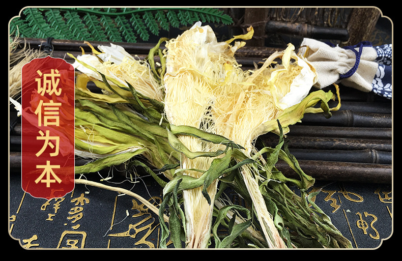 Dried Night Blooming Cereus Flowers Ba Wang Hua Bulk Soup Herb 20 Jin Pack in use