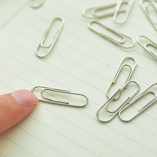 Deli 0025 paper clip paper clip silver office paper clip plastic box 29mm 100 pieces/box