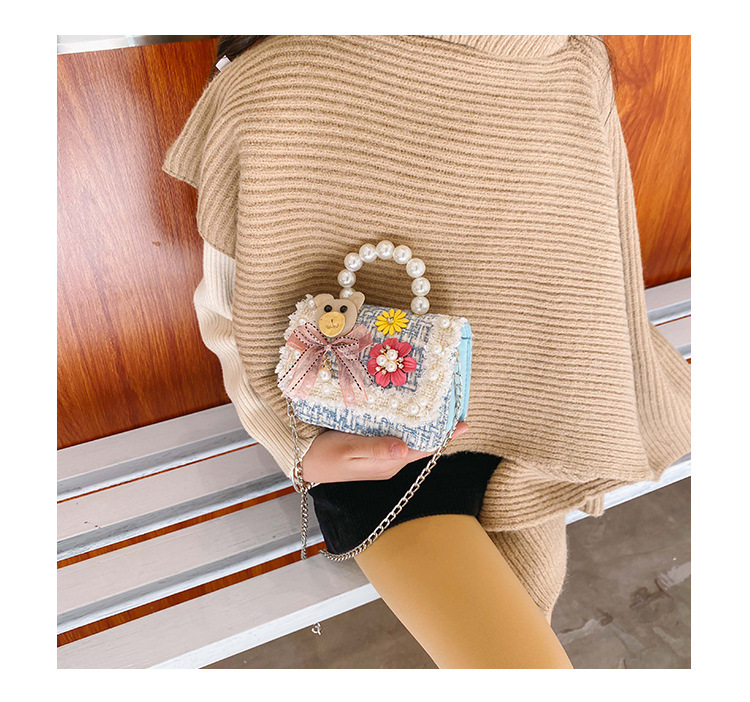 Cross-border New Arrival Children's Bags 2020 Winter New Classic Style Pearl Hand Bag Western Style Girl Chain Messenger Bag display picture 44