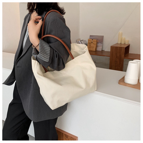 New Large-capacity Women's New Trendy Fashion All-match Shoulder Portable Tote Bag display picture 39