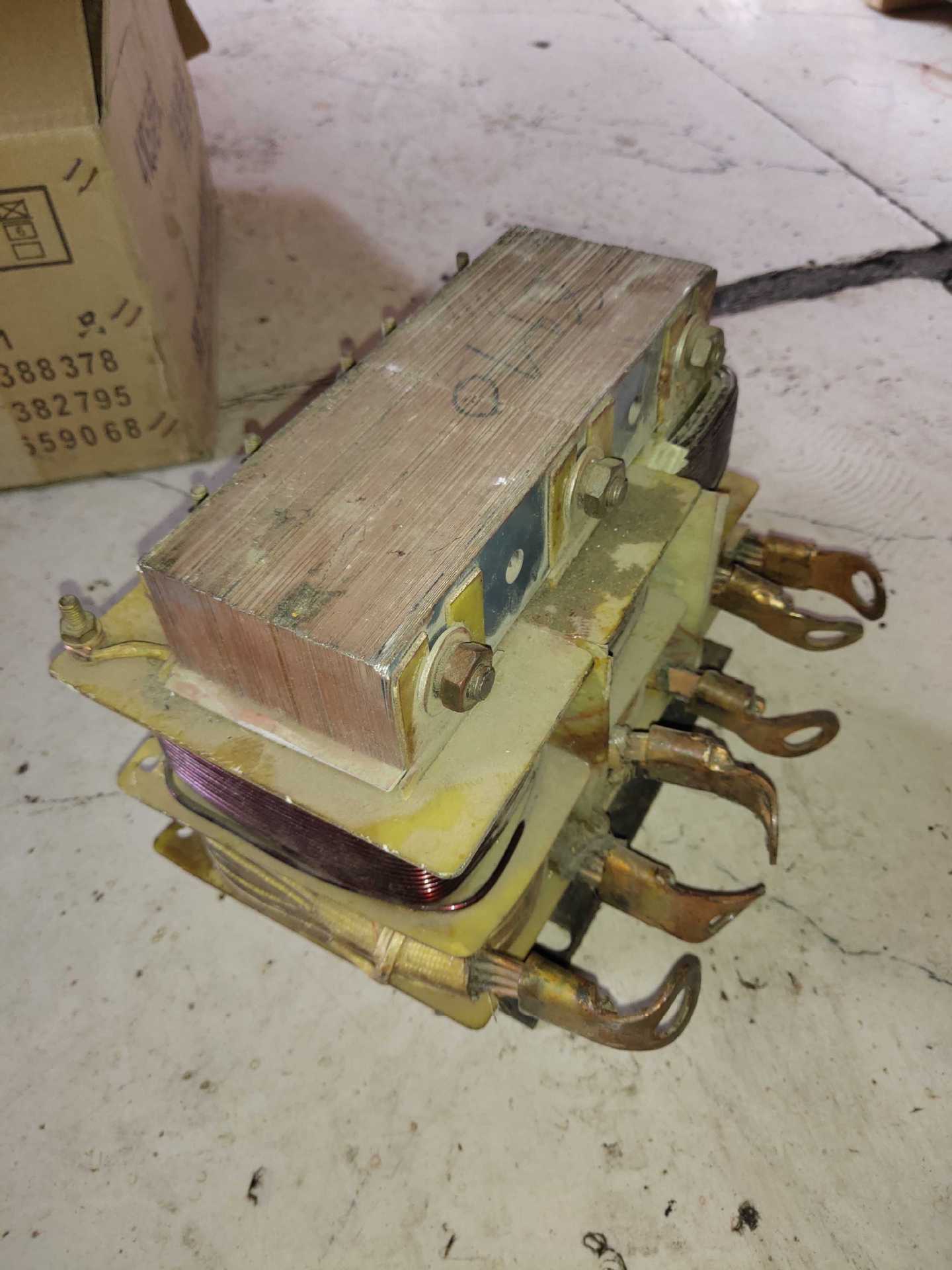 云南昆明上海齐际有刷300KW发电机电控器配件8440/电子元器件