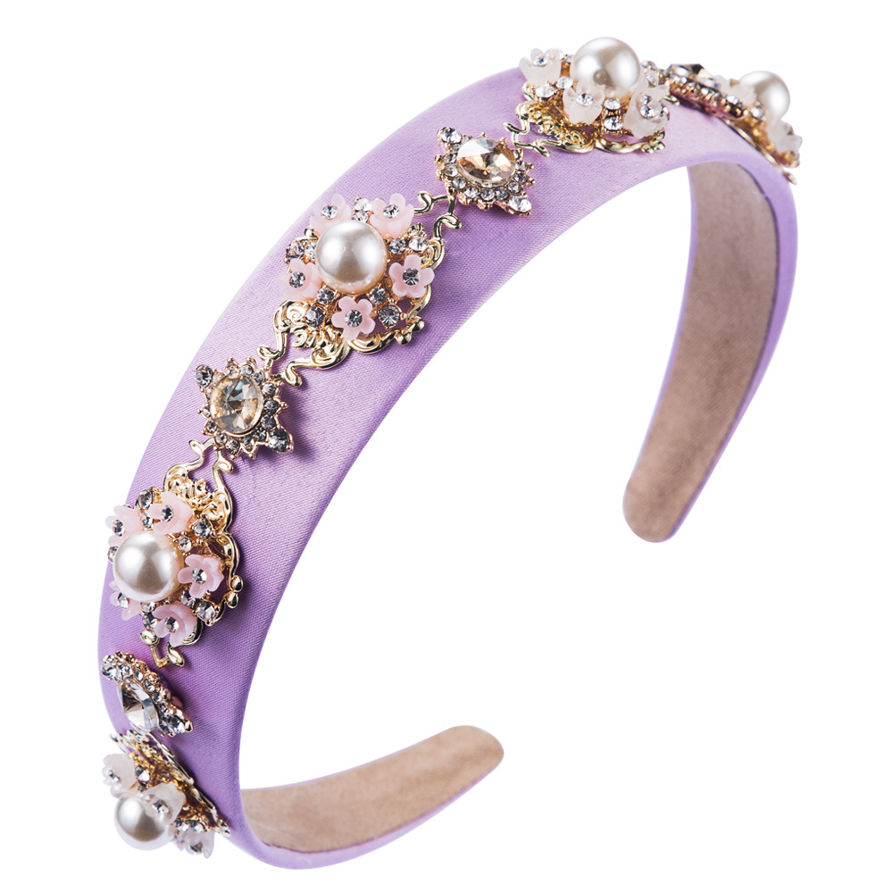 Ins Neue Barocke Retro-diamant-perlen-stirnband Europäische Und Amerikanische Mode Blumen Breite Seite Super Blinkende Braut Haarschmuck display picture 9