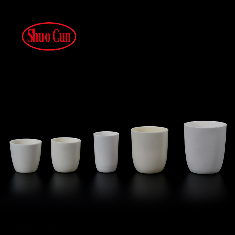 新高纯度弧形刚玉陶瓷坩埚99氧化铝瓷坩埚实验室耐高温坩埚含盖子