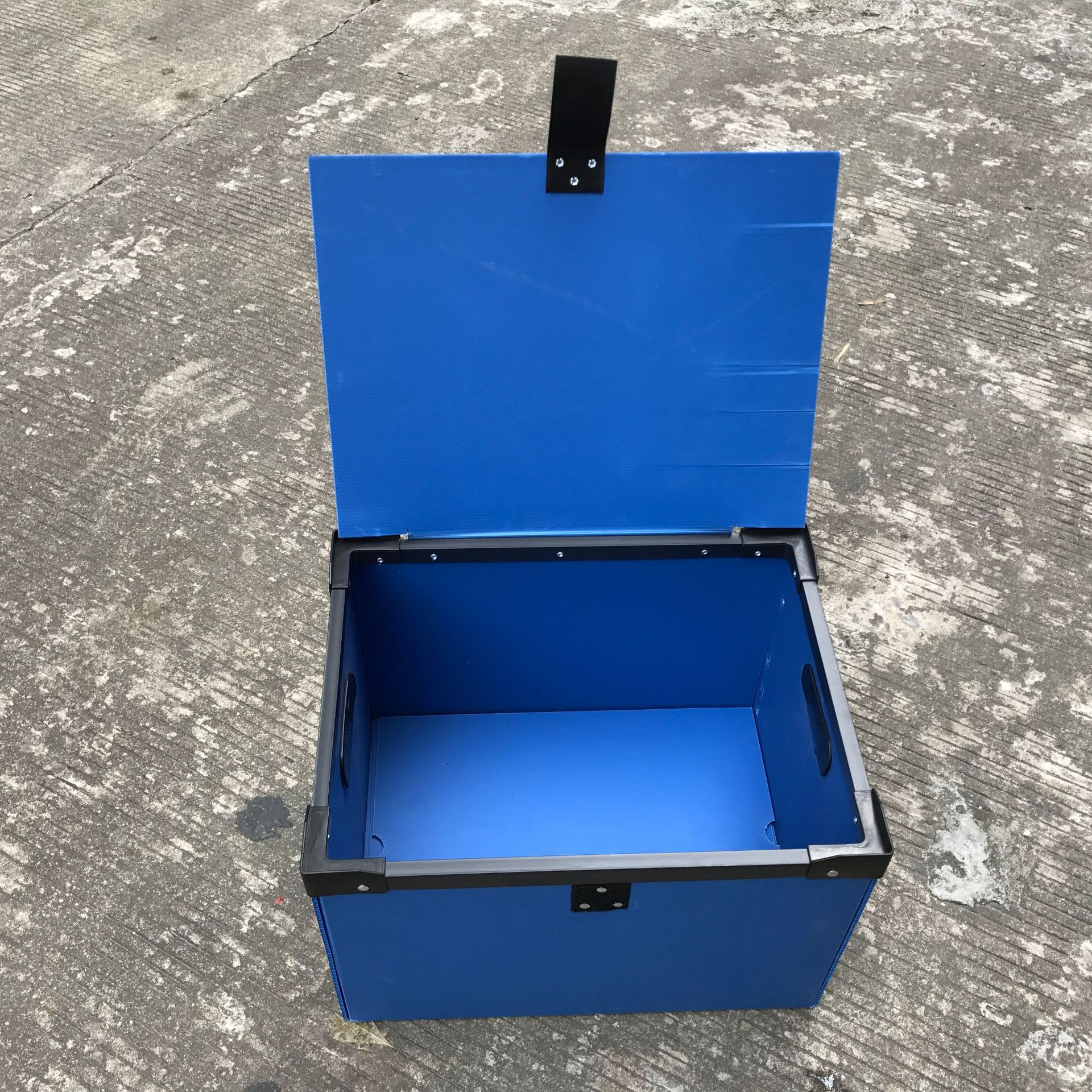 深圳灰色中空板纸箱 红色pp塑料运输万通板箱 周转箱塑料瓦楞板