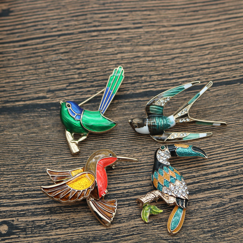 Animal Pattern Unisex Gender Cute Pin Animal Alloy Enamel Inlay Artificial Gemstones Unisex Brooches