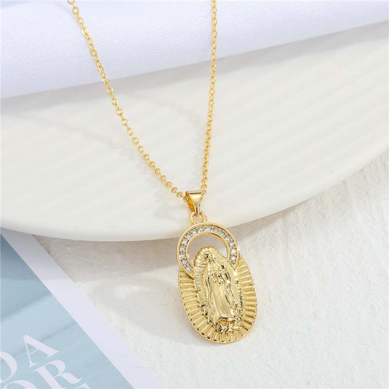 Vintage Virgin Mary Pendant Rhinestone Zircon Necklace display picture 13