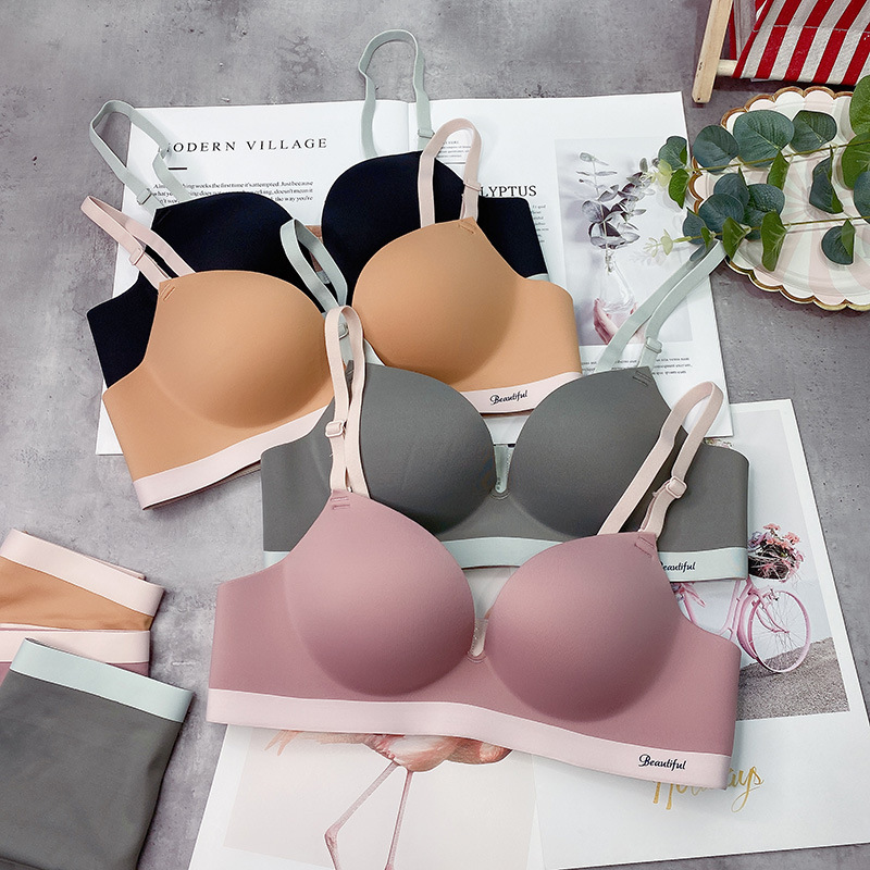 Simple and seamless glossy bra for femal...