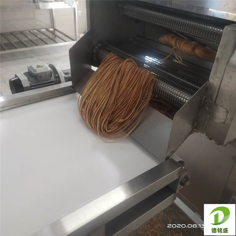 江苏苏州馓子油炸流水线 温度可控馓子油炸机 全自动馓子油炸机