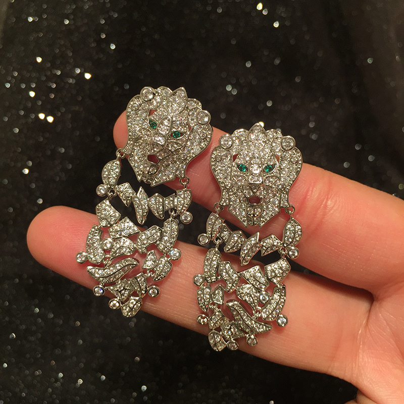 Fashion Lion Earrings Female Long Ss925 Silver Pin Luxury Large Earrings display picture 4