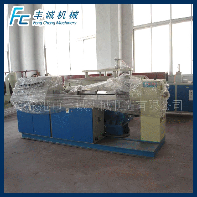 pvc通讯方管挤出生产线 立式双螺杆塑料挤出机 胶管挤出机