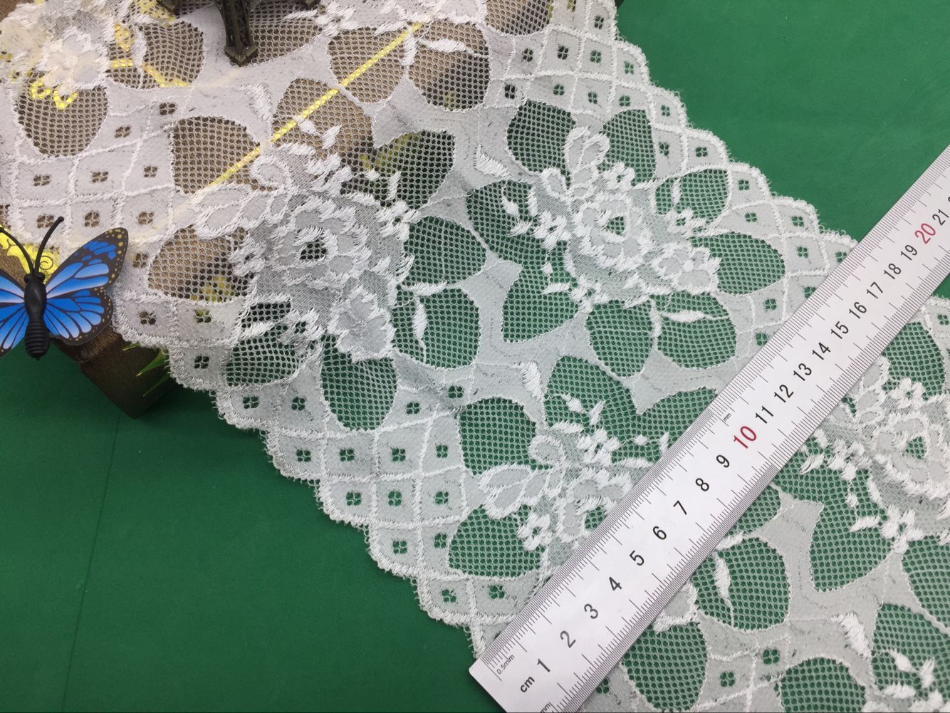 新现货婚纱辅料8084#宽度18cm弹力花边蕾丝面料DIY花镂空蕾丝花边