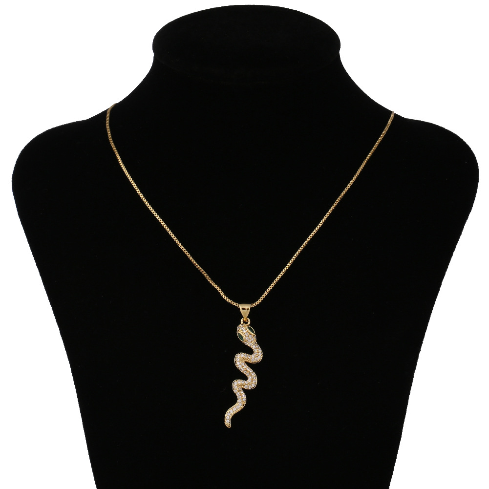 Fashion Exaggerated Snake Necklace display picture 1