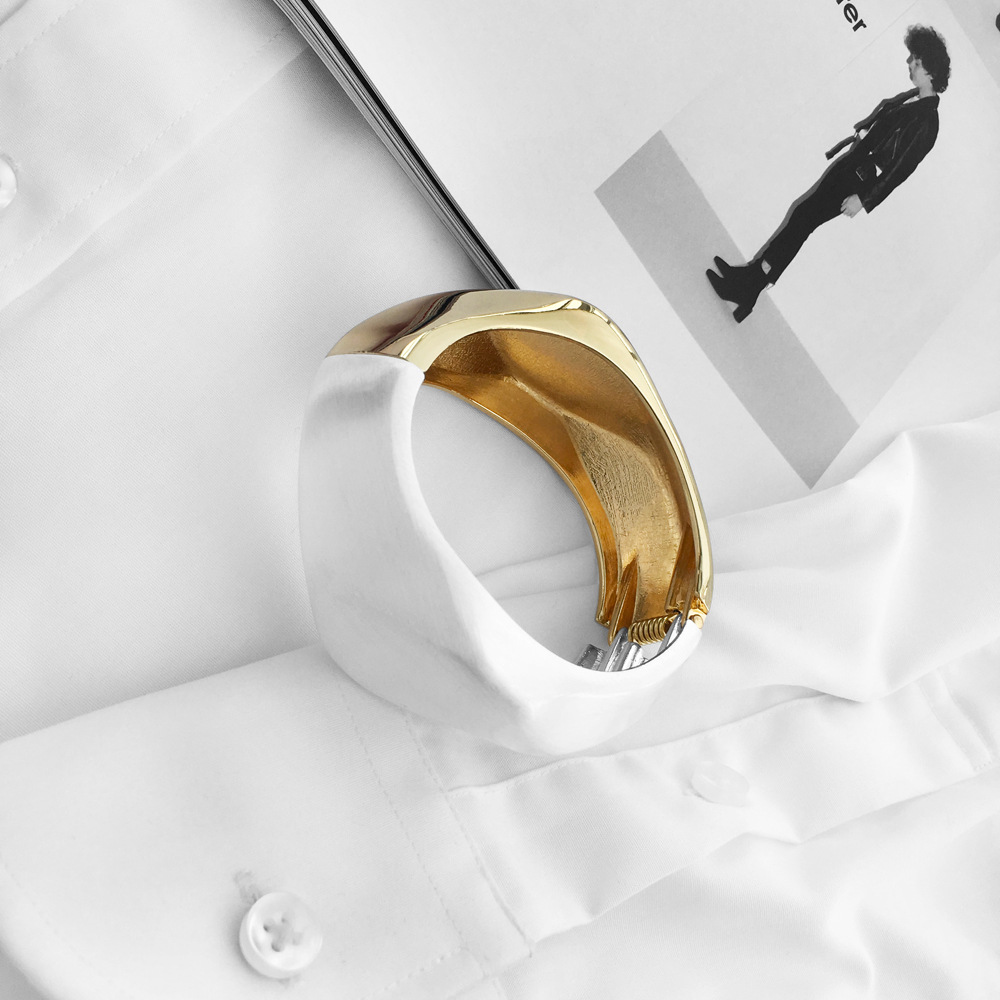 creative alloy open bracelet