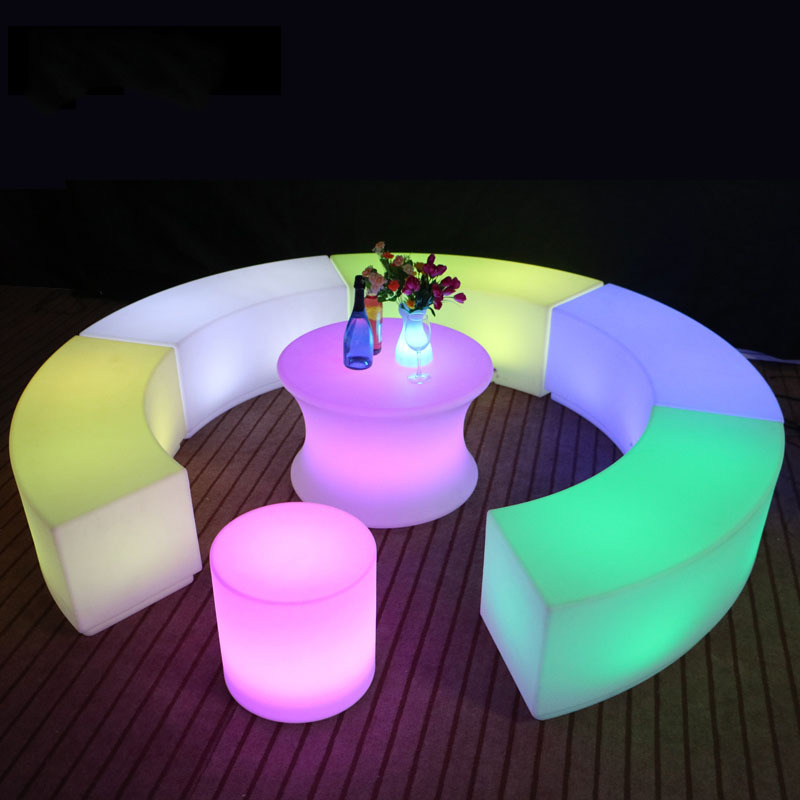 LED发光家具户外七彩变光弧形凳子创意酒吧组合桌椅塑料长条吧凳
