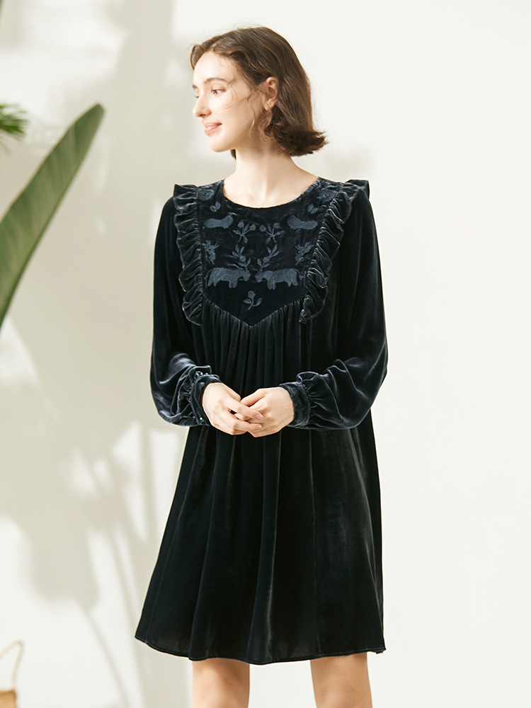 厂家直销真丝丝绒连衣裙名媛长袖文艺娃娃裙法式a字裙秋81803