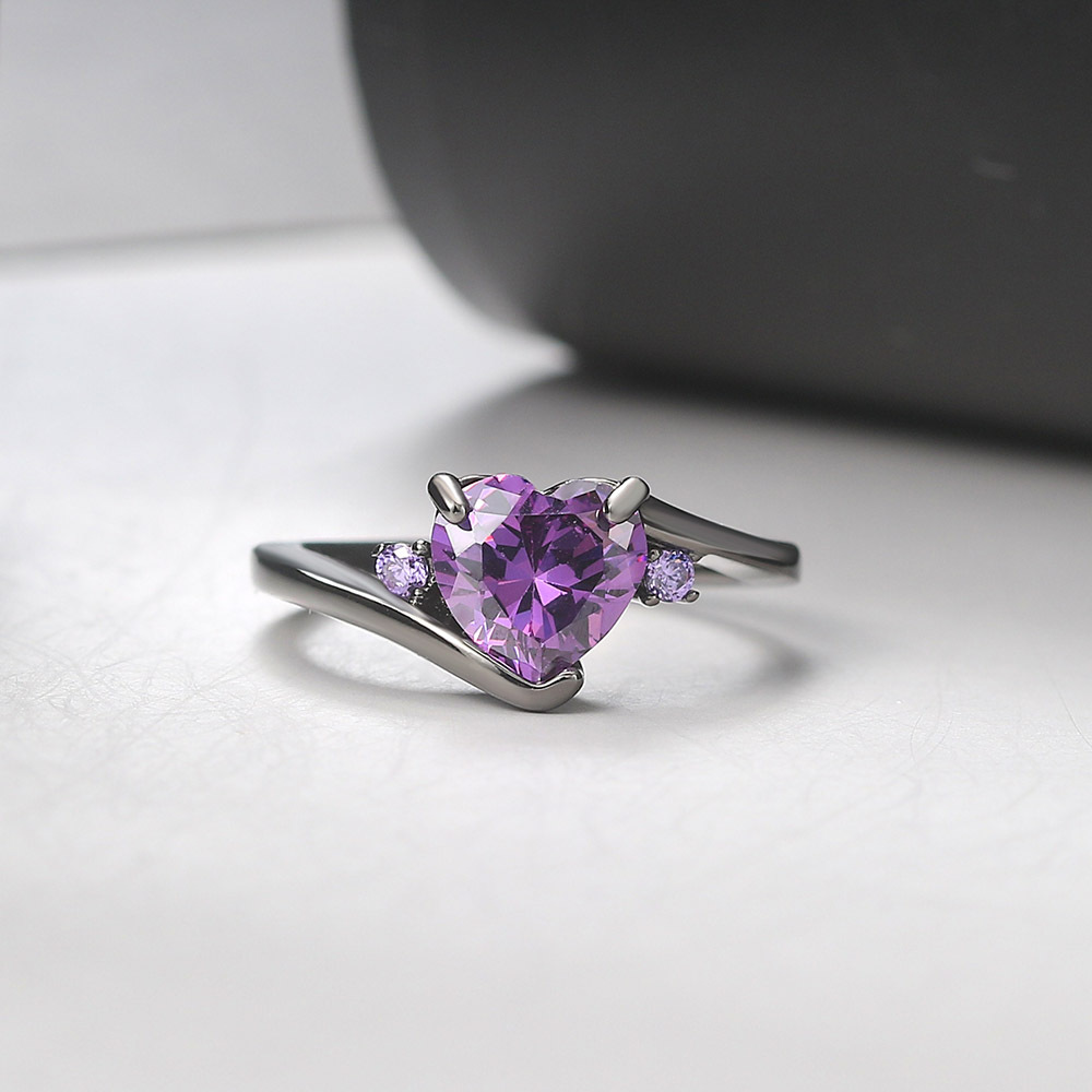 Anello donna oro zircone viola gioiello a forma di cuore_voghion.com