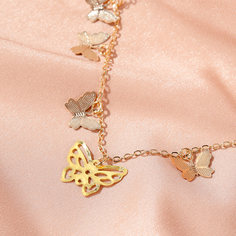 Printemps Et L'été Chaud Vente Populaire Accessoires Personnalisé Simple Creux 7 Papillon Collier De Mode Multi-couche Pendentif Clavicule Chaîne display picture 6