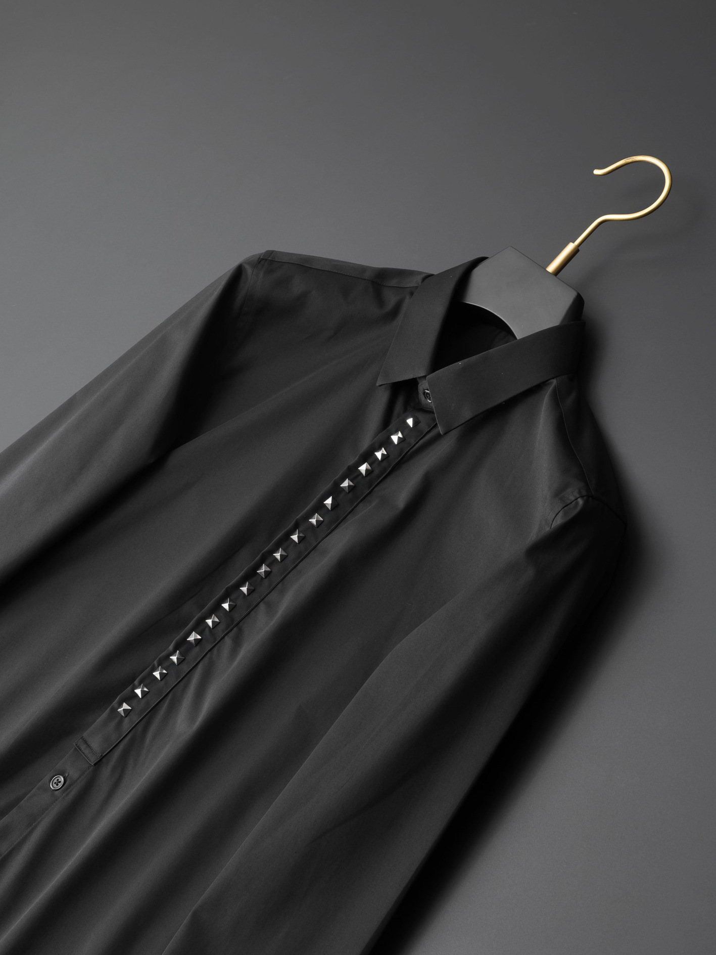 Herrenbekleidung Große Marke Hochwertige Knopfleiste Metall Diamant Handgemachte Nieten Herren Langarmhemd Einteiler Dropshipping_voghion.com