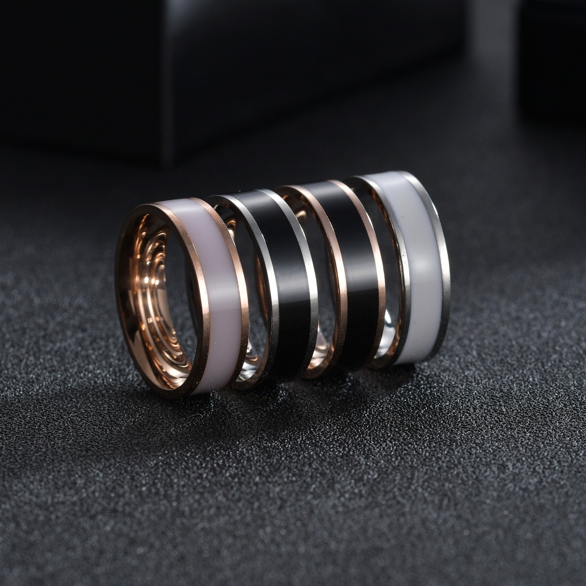 Vacuum Plating Gold Plating Process Wholesale Jewelry Simple Style Printing 201 Stainless Steel No Inlaid Gold Plated Stoving Varnish