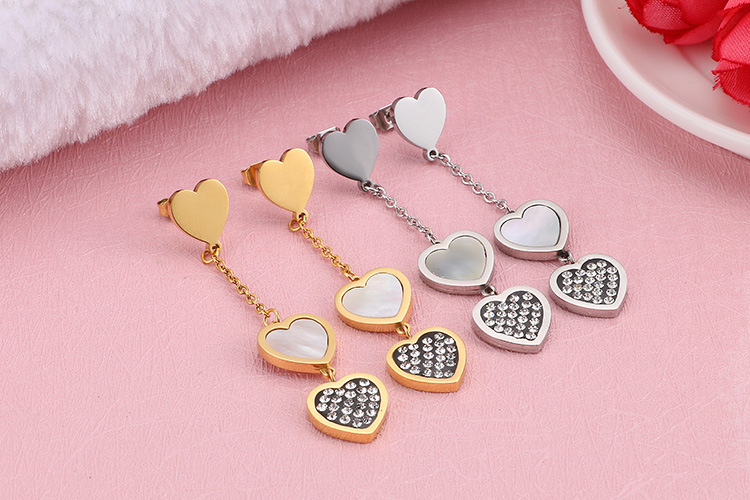 Korean temperament love titanium steel diamond necklace shell wild earrings set wholesale