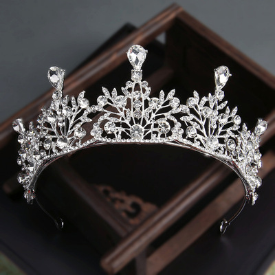 新款欧式水钻皇冠新娘结婚水晶头饰女王冠婚纱礼服白纱生日发饰品