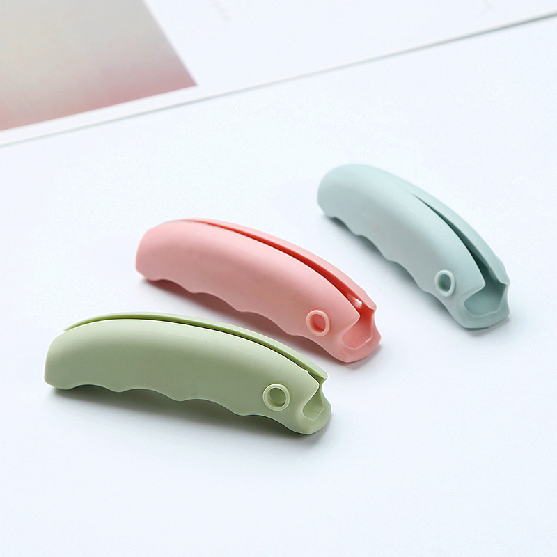 Silicone comfortable handheld plastic pen