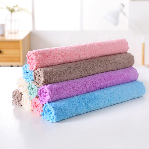 Yichang new coral velvet square towel, soft and absorbent face wash hand towel, kitchen cleaning towel, multi-purpose small square towel